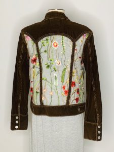 Brown flowers m